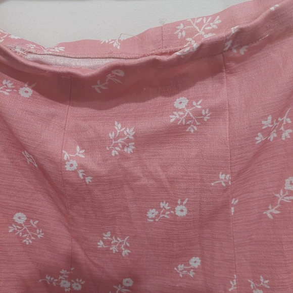 SOLD- Cute Floral Cottagecore Midi Skirt - Picture 3 of 4